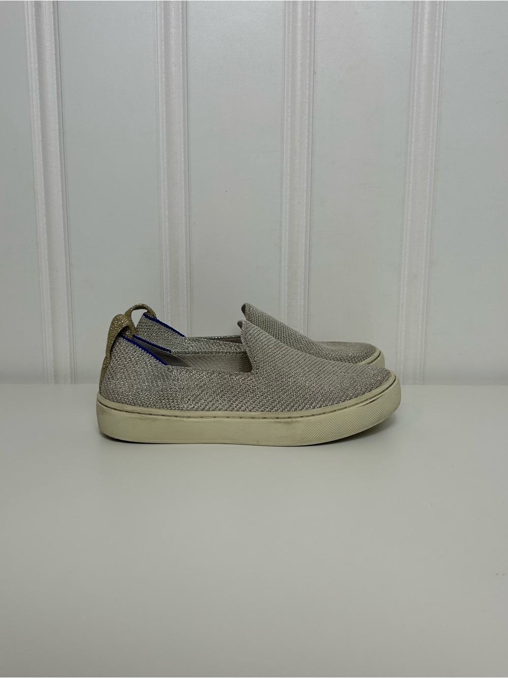 Rothy’s the original slip on sneaker diamond twill shimmer silver girls kids 13